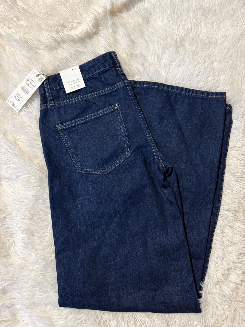 Zara Men's Deep Indigo Relaxed Jeans